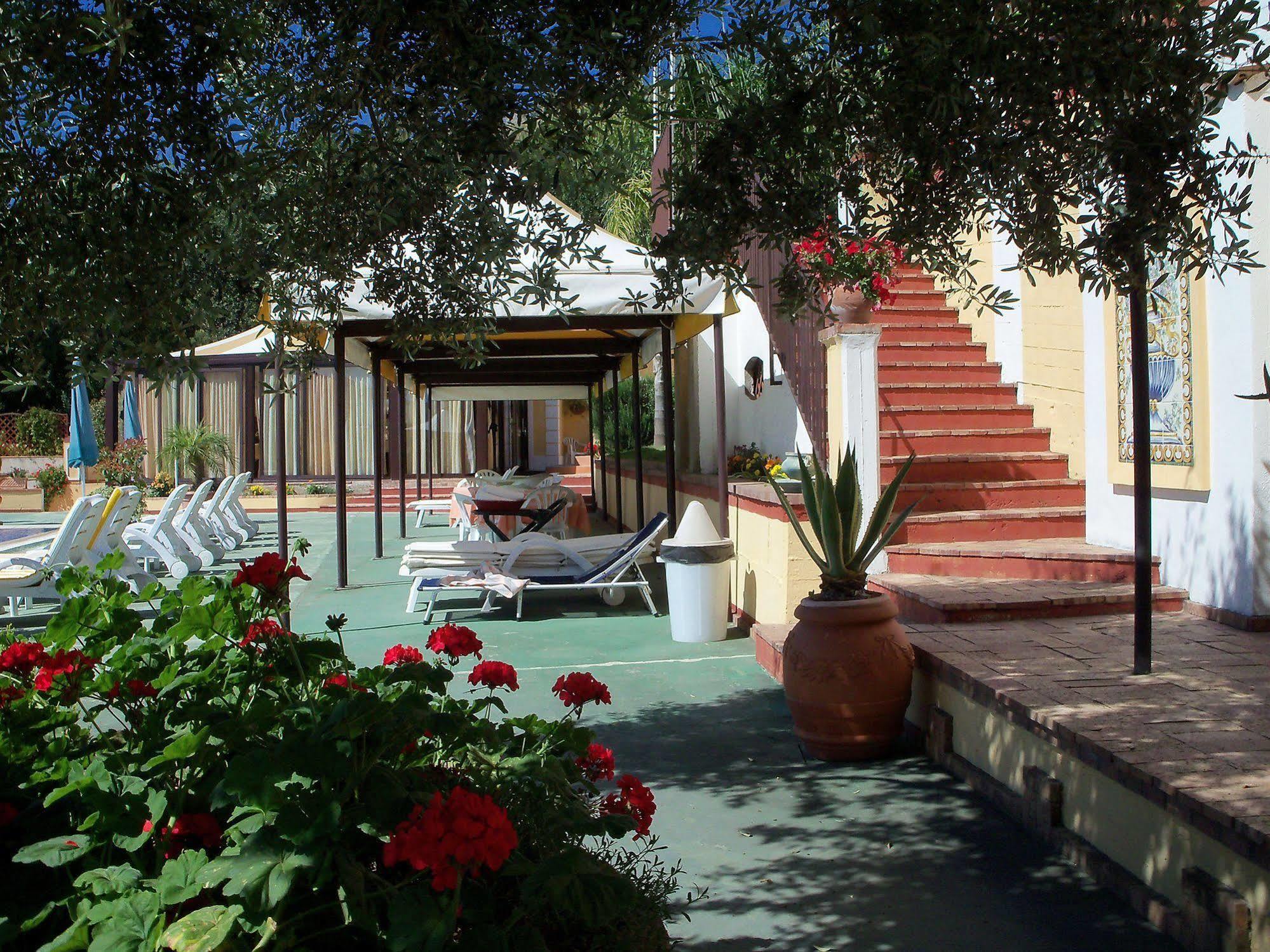 Hotel Villa La Colombaia Agropoli Exterior photo